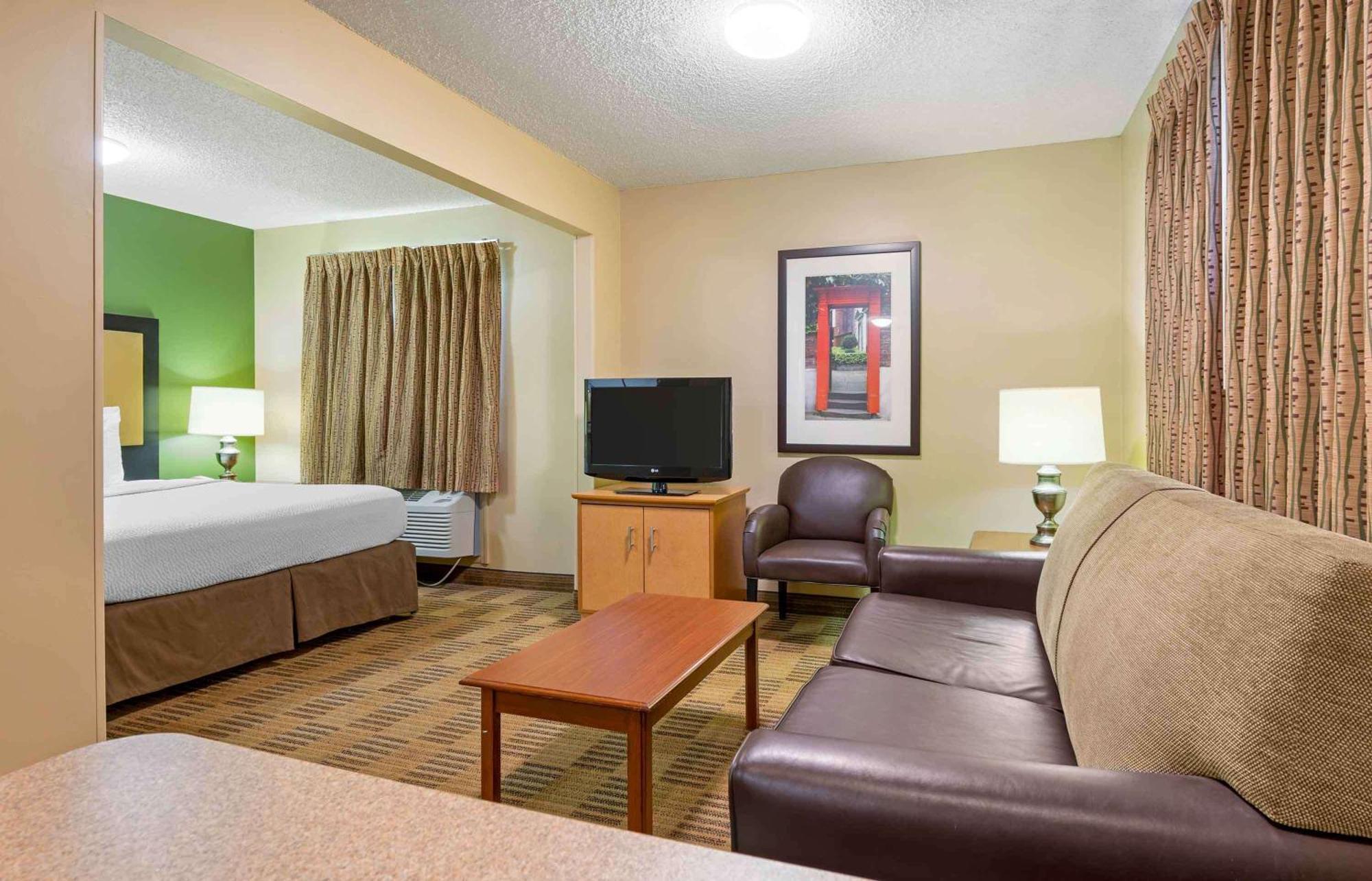 Extended Stay America Select Suites - Newport News - I-64 - Jefferson Avenue Exterior photo